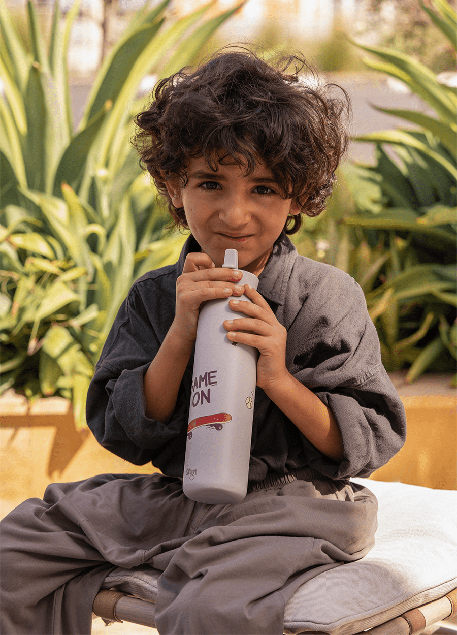زجاجة ماء كبيرة - سعة 750 مل