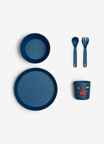 مجموعة أدوات المائدة الحيوية