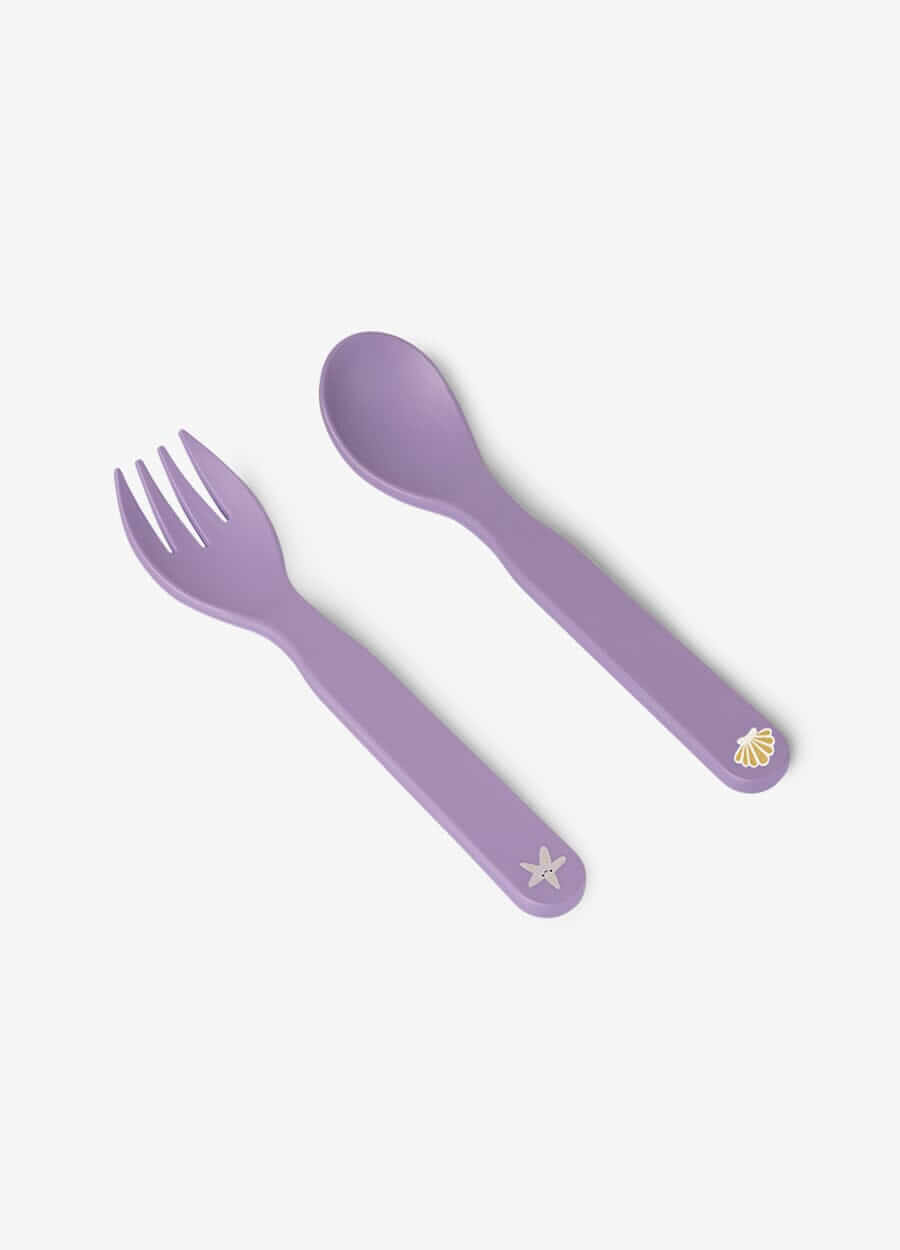 مجموعة أدوات المائدة الحيوية