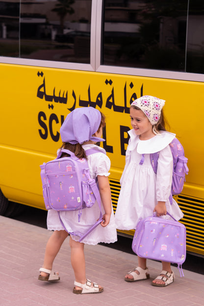حقيبة غداء ظهر معزولة