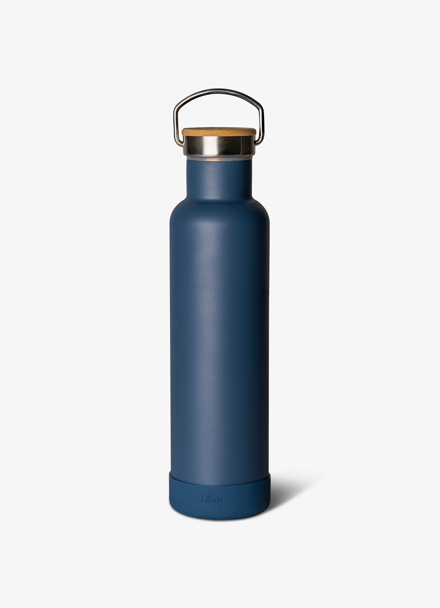 زجاجة مياه - بسعة 750 مل - أزرق مترب